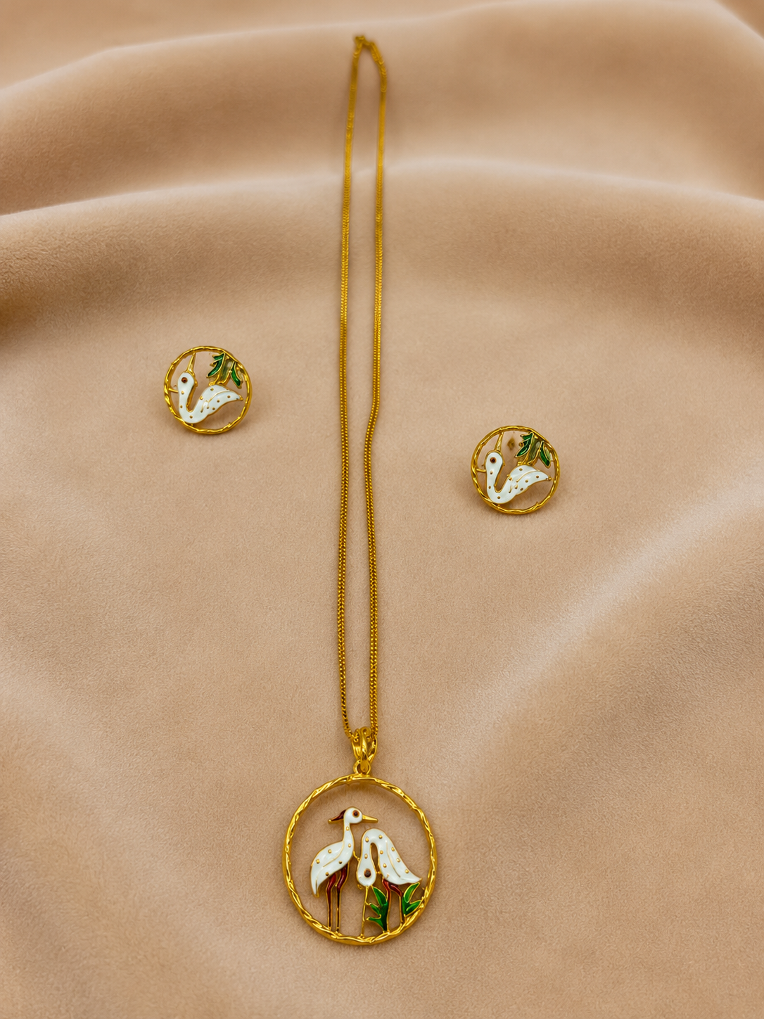 Gold-Tone Bird Motif Pendant Necklace Set with Enamel Design