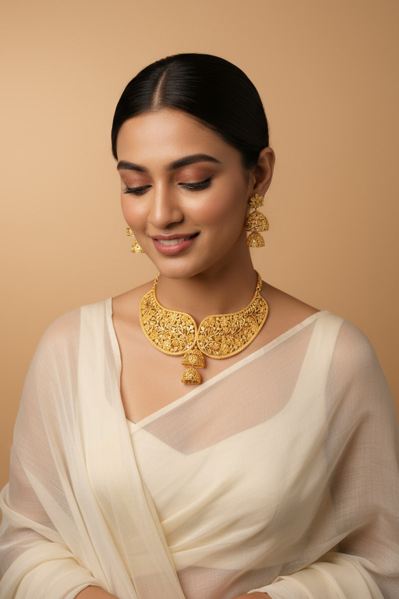 Gold Plated Heavy Weight Necklace With Flower Design