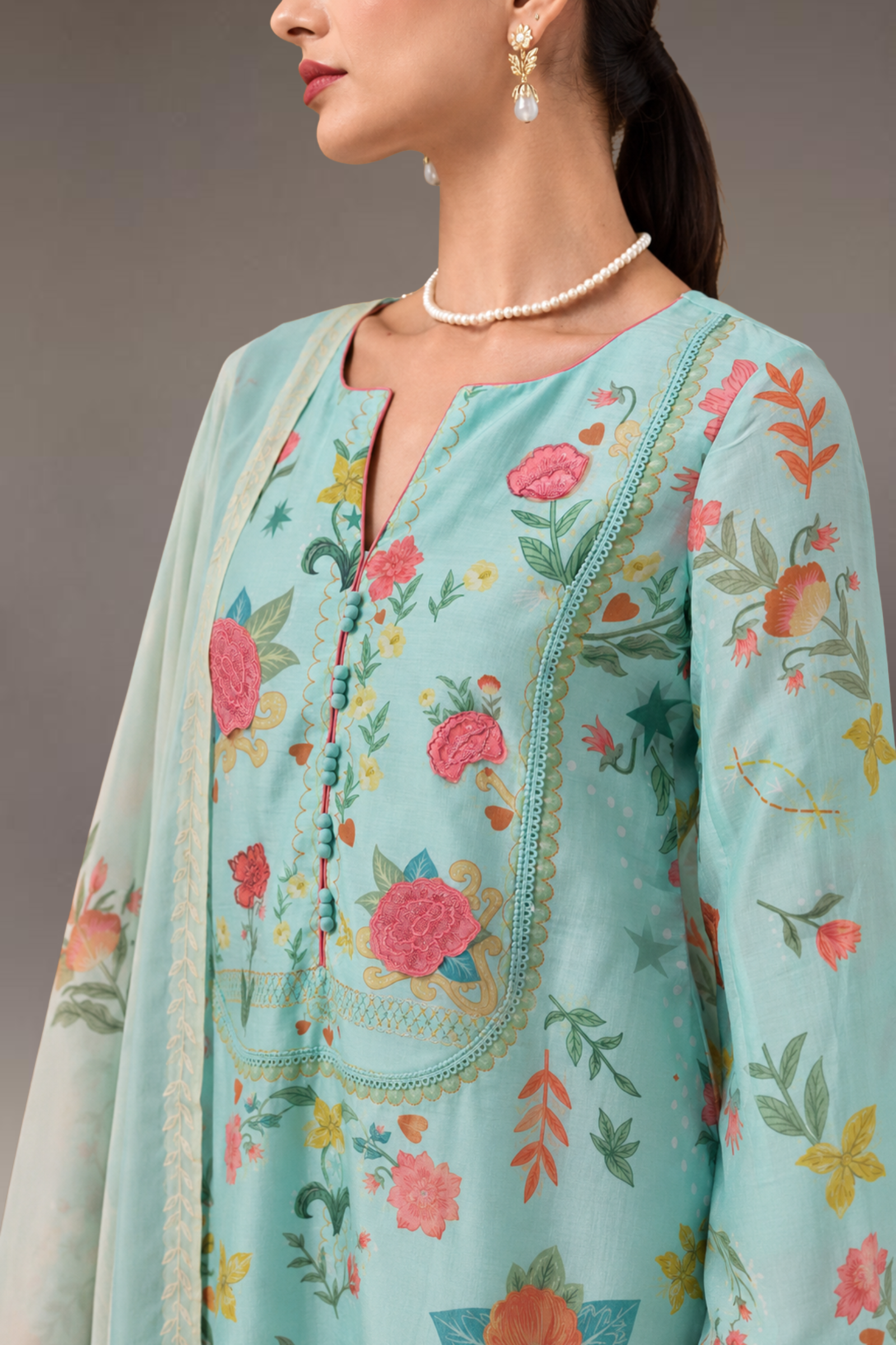 Green Pure Cotton Lawn Suit Set With Resham Embroidery, Digital Print & Scalloped Crochet Design