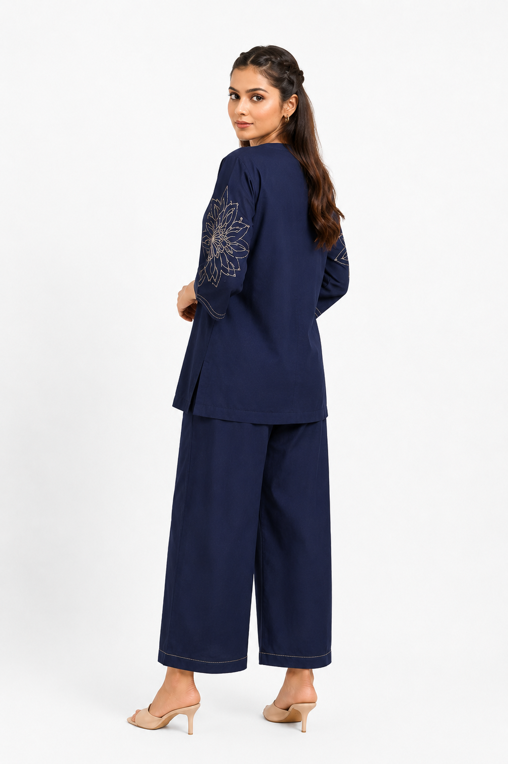 Navy Blue Mal Cotton Co-Ord Set with Abstract Floral Thread Work