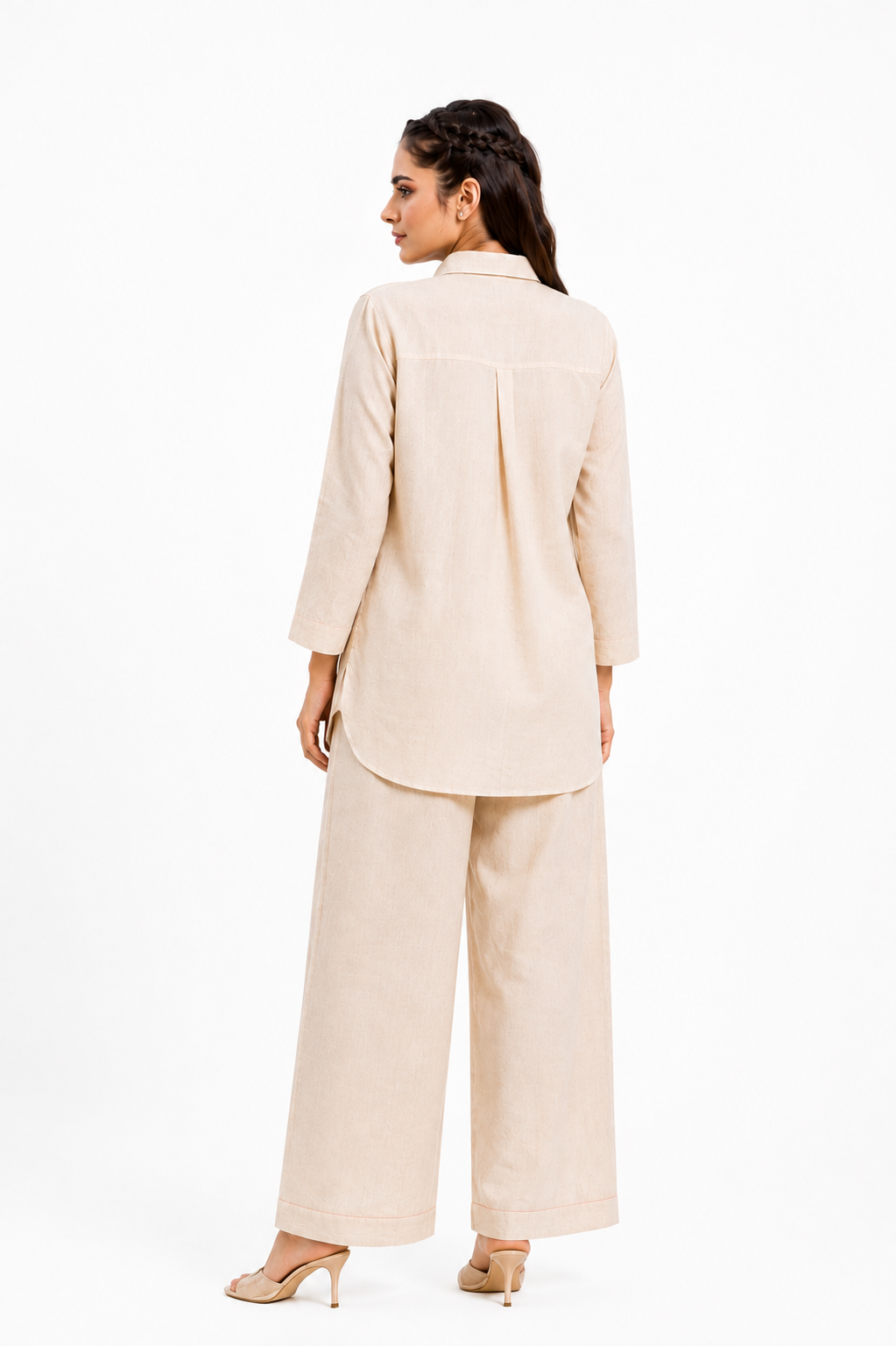 Off White Linen Cotton Co-Ord Set with Fish Thread Design