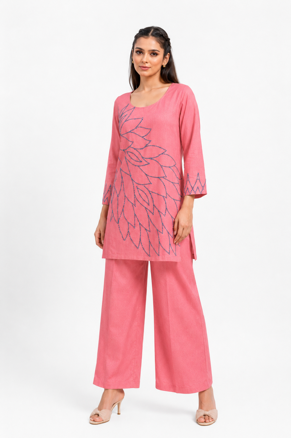 Coral Pink Mal Cotton Co-Ord Set with Leaf Katha Work