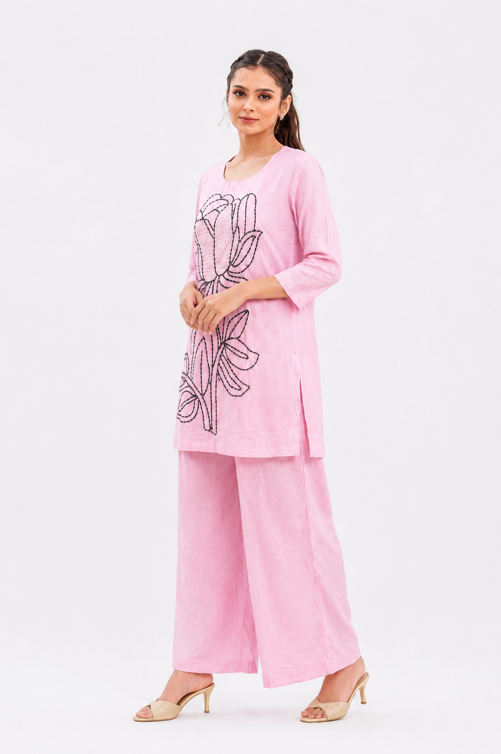 Baby Pink Mal Cotton Co-Ord Set with Floral Katha and Bead Work