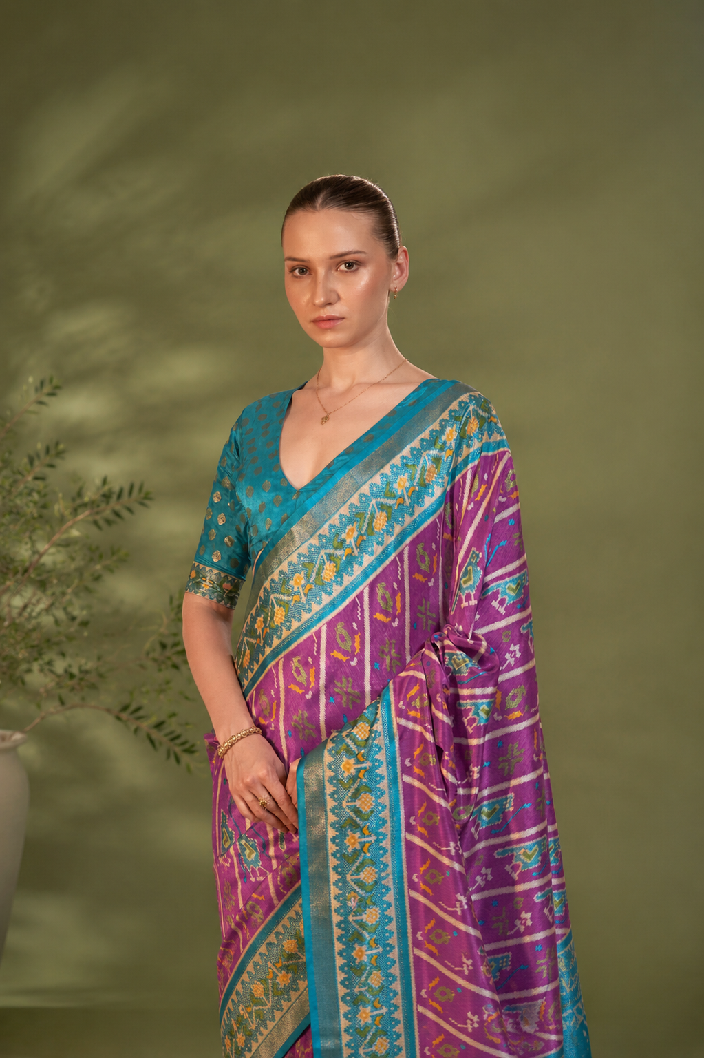 Mulberry-Pink Viscose Silk Saree with Printed Patola Design